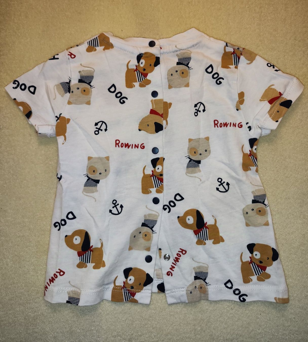 Chemises, Tops & T-shirts: T-Shirt gr. 74 – D'occasion à Reinach BL par chilller92 2