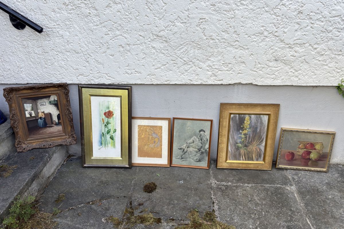 Gemälde: Bilder/Kunstsammlung – Gebraucht aus Wuerenlingen von riachuelo