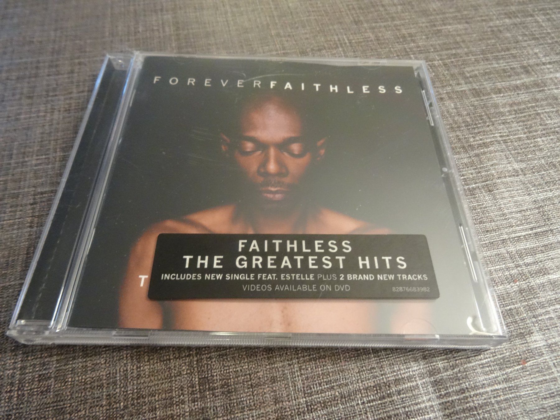 CD: Faithless - The Greatest Hits CD - – Usato da Olten venduto da Disc-Ausverkauf