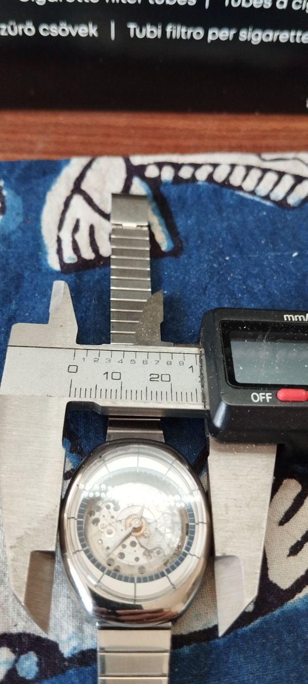 Orologi: Montre de récupération – Usato da La Chaux-de-Fonds venduto da jac_9llg 8