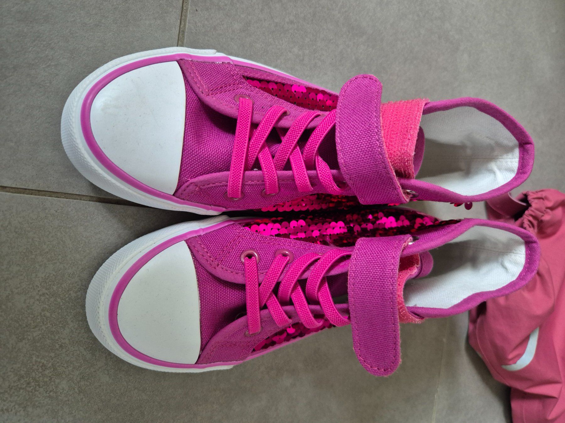 Scarpe per ragazze: Pinke Glitter Mädchenturnschuhe, Grösse 34 – Nuovo (secondo la descrizione) da Port venduto da nat_8thm