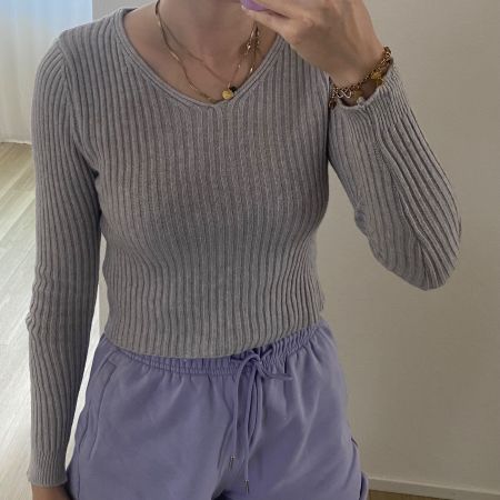 Kurzer Pullover
