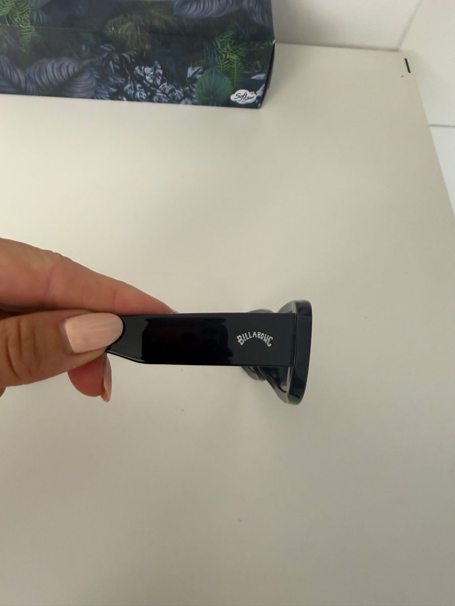Brillen & Gläser: Sonnenbrille Billabong – Gebraucht aus Neerach von the_modern_mini 1