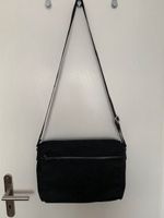 Louis Vuitton Messenger Bag