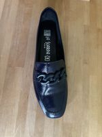 Mocassin en cuir vernis bleu taille 36