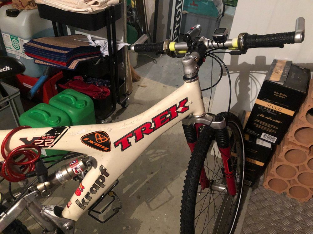 Trek y22 on sale mountain bike