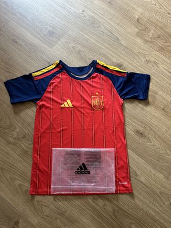Spanien Fussball Trikot Gr. M, Adidas, Neue Zustand,WM 2026 