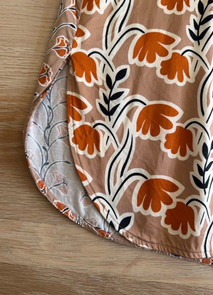 Robert Friedman Chemisiers: Tunikabluse ROBERT FRIEDMAN spezielles Blumenmuster – D'occasion à Besazio par lionheart63 4