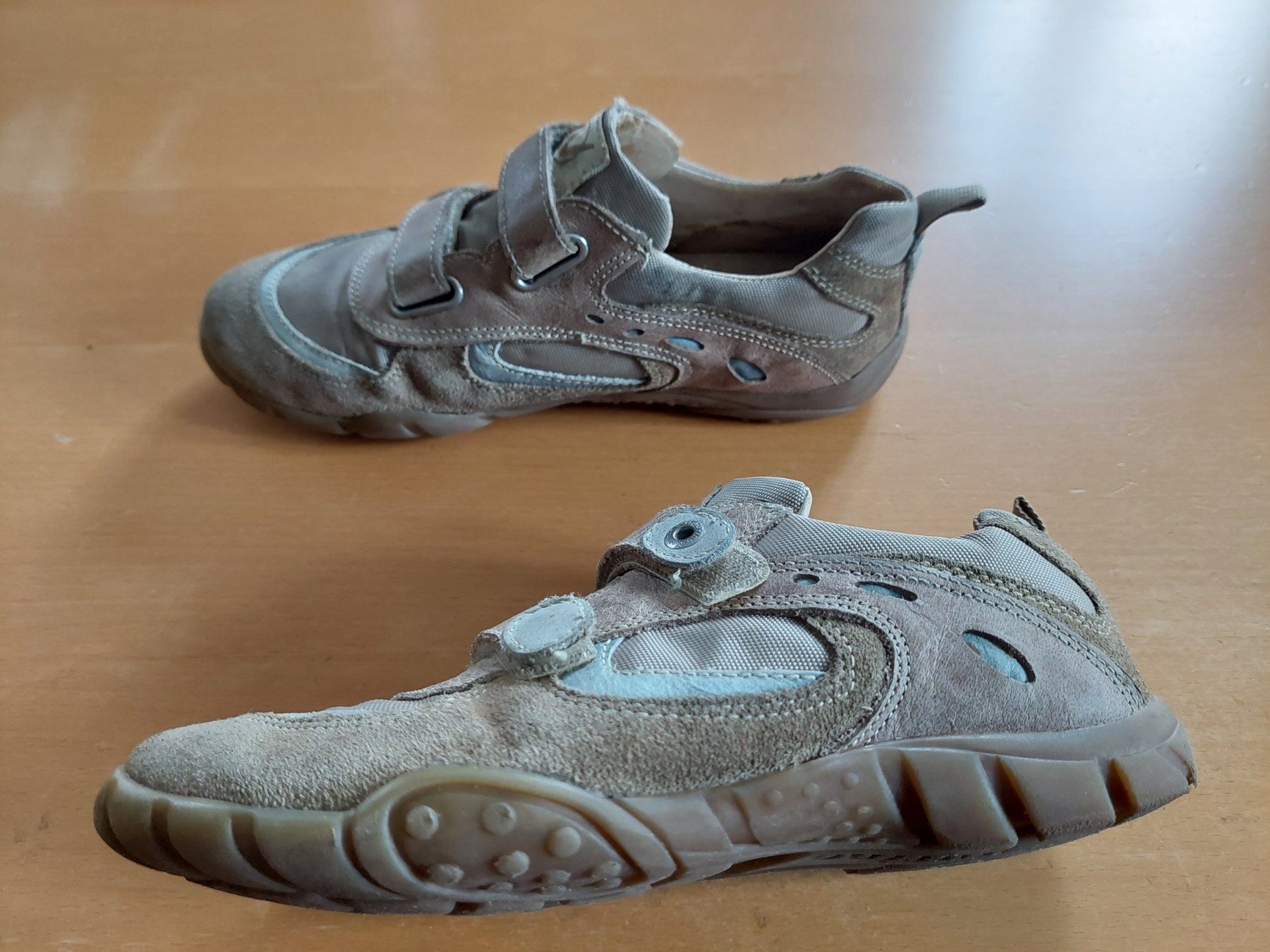 Naturino Scarpe per ragazzi: Naturino Sneaker..  Gr.33 – Usato da Zürich venduto da meymano