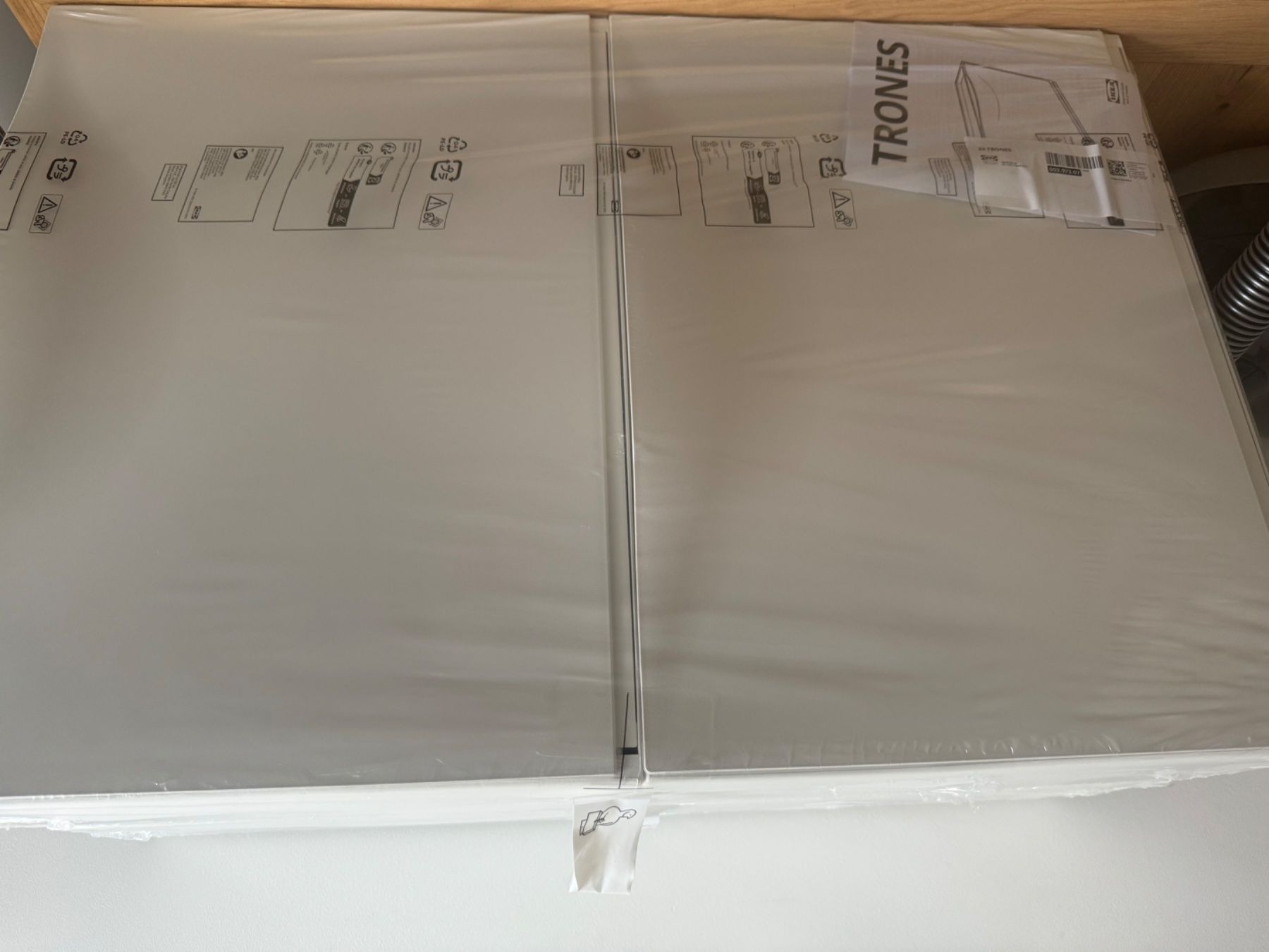 Camions-bennes: Schuhkipper in weiss IKEA NEU!! – Neuf avec emballage d'origine à Thun par kth_ng29 1