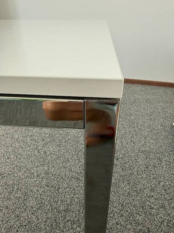 Ikea Tavoli: Tisch weiss mit Chrombeinen zerlegbar – Usato da Unterengstringen venduto da orpheo13 1