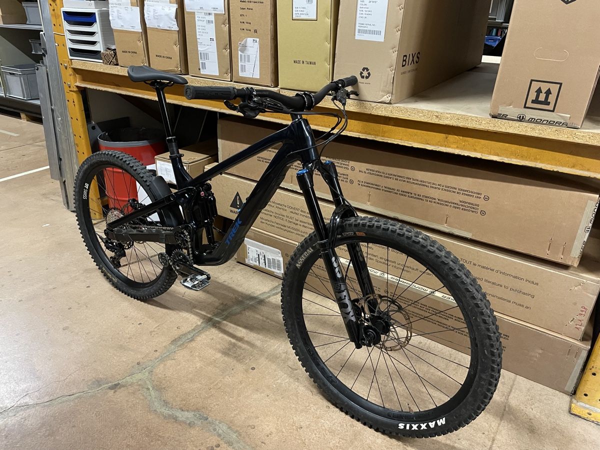 Trek Vélos: Trek Slash Gr. L mullet – D'occasion à Jona par nicoo_g