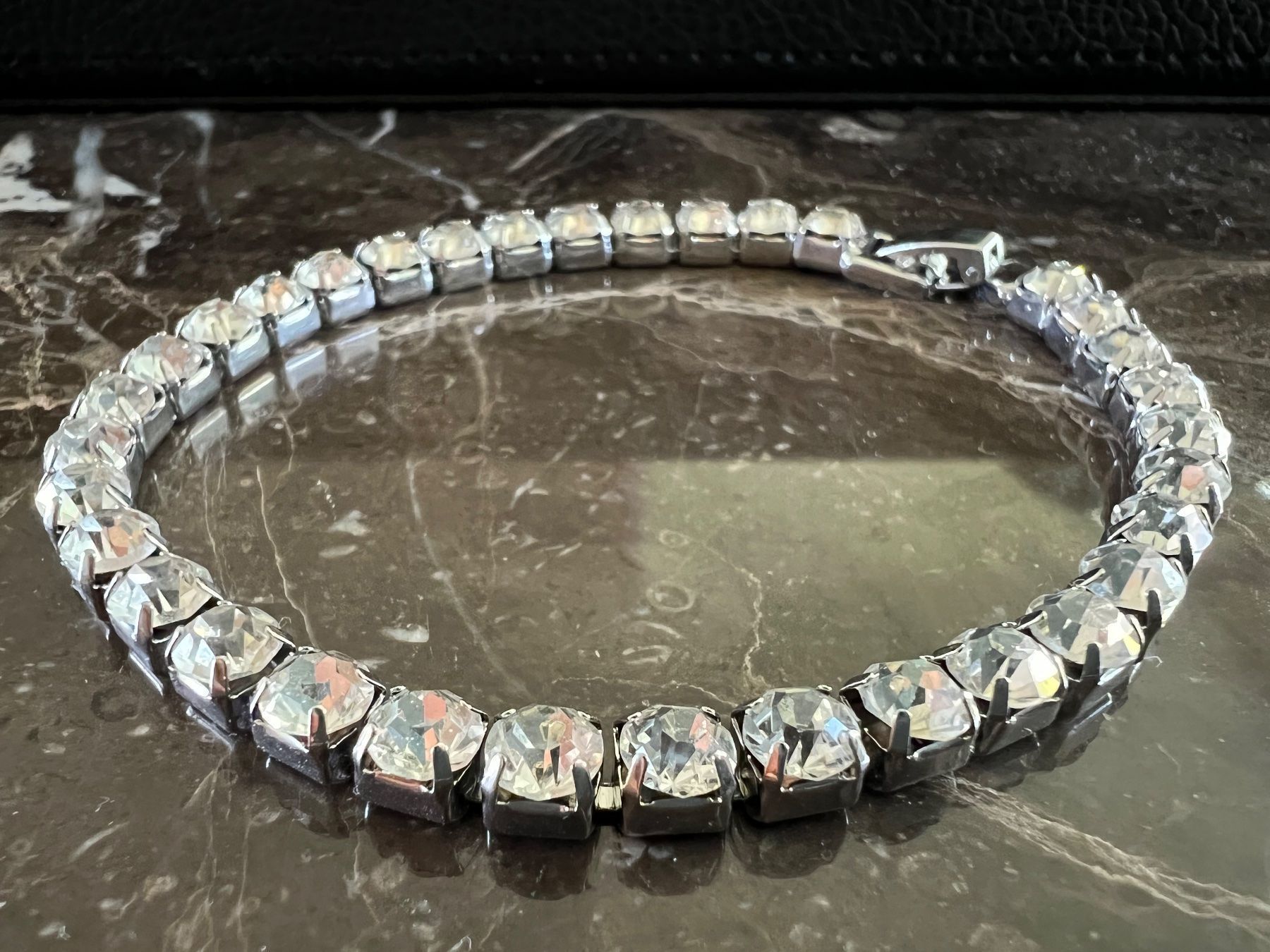Bracciali & Braccialetti: Modisches Armband – Nuovo (secondo la descrizione) da Altendorf venduto da wqv_97