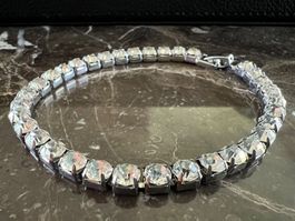 Modisches Armband