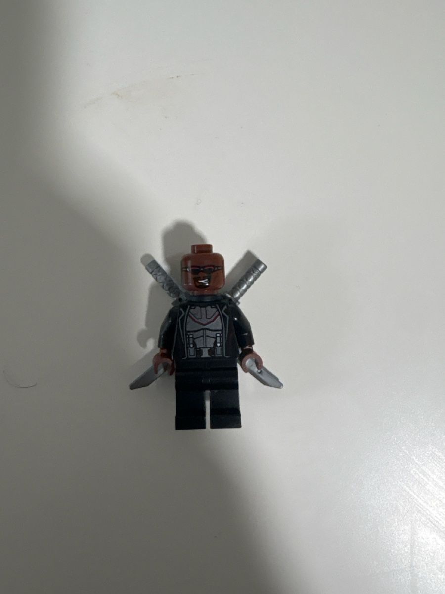 Lego Statuette: Lego Blade Minifigur – Nuovo (secondo la descrizione) da Riehen venduto da ebr_y8gq