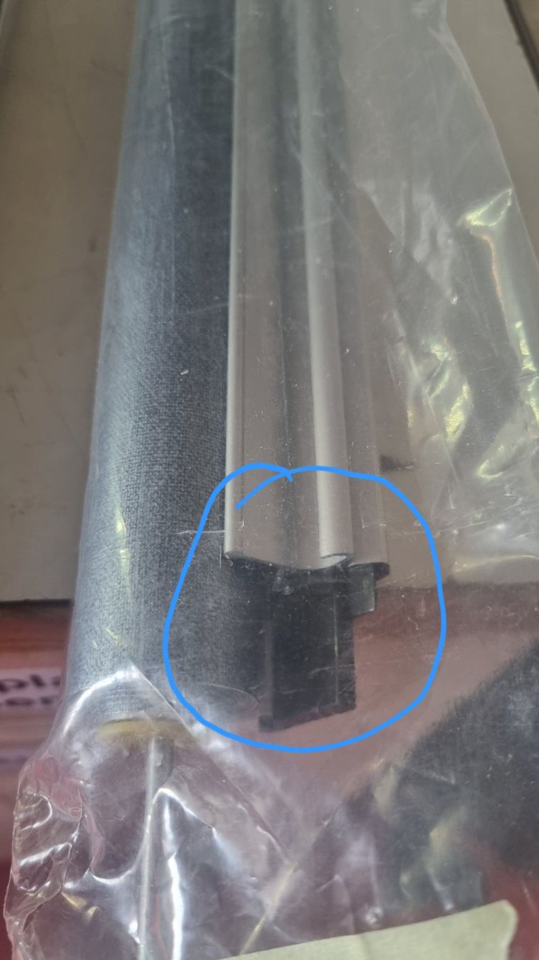Finestre: Rollo Verdunklung kompl. Heki 1 – Nuovo e nell'imballaggio originale da Fürigen venduto da Bucheli59 5