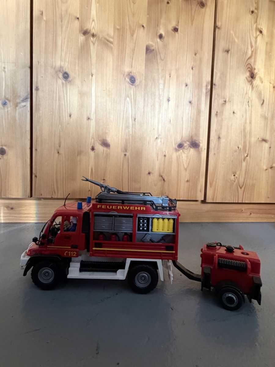 Giocattoli: Spielzeugauto (Feuerwehr) – Usato da Ulisbach venduto da PET-030 1