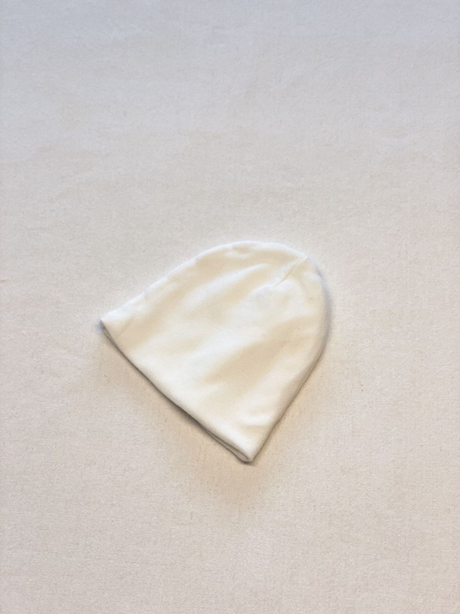 H&M Berretti & Sciarpe: Baby's White Cotton Hat, Newborn Size – Usato da Sutz venduto da Elena.Kottitas