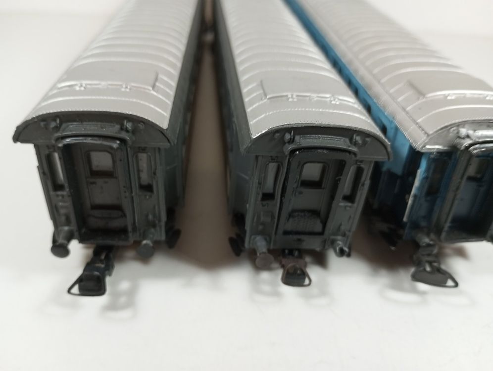 Rivarossi HR6602 3-achsiger Planenwagen 1:87 HO - Indesit Ariston Modell