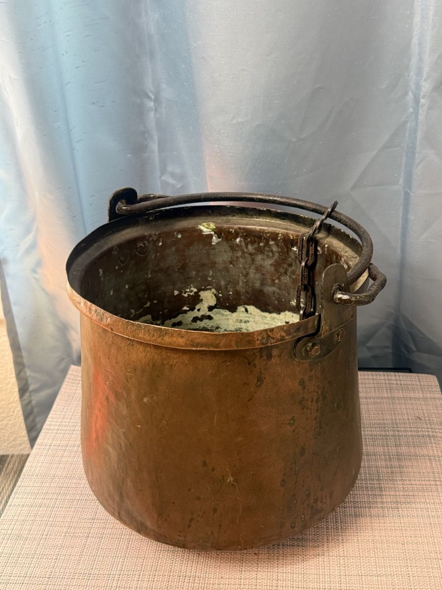 Altro per la casa: Alter Kupferkessel Eimer mit Eisenbügel ca. 25 cm – Usato da Grenchen venduto da swiss.antiques 6
