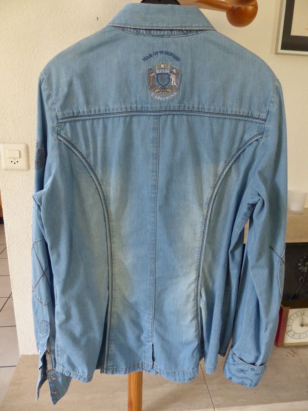 Chemisiers: Jeansbluse / L 'Argentina GR. 36 – D'occasion à Ostermundigen par Phoenix64 1