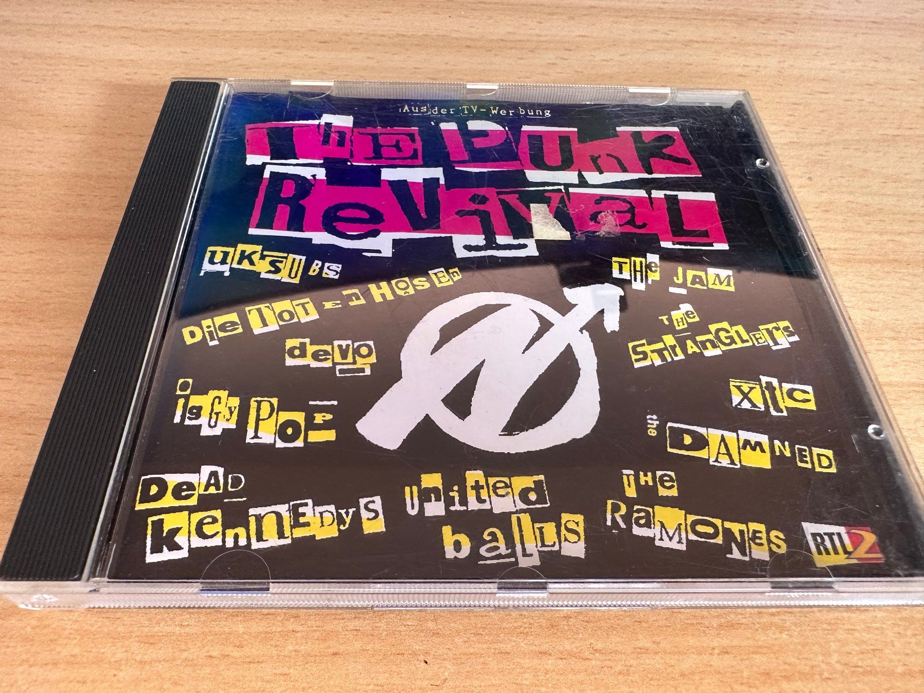 CD: Various – The Punk Revival – Usato da Rikon im Tösstal venduto da Alpenmutz