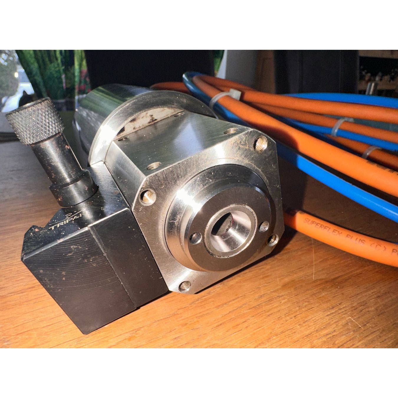 Schaublin Altro per industria metallurgica: Hochfrequenz-Spindel Schaublin B-8 – Nuovo (secondo la descrizione) da Niederönz venduto da Minusch2 2