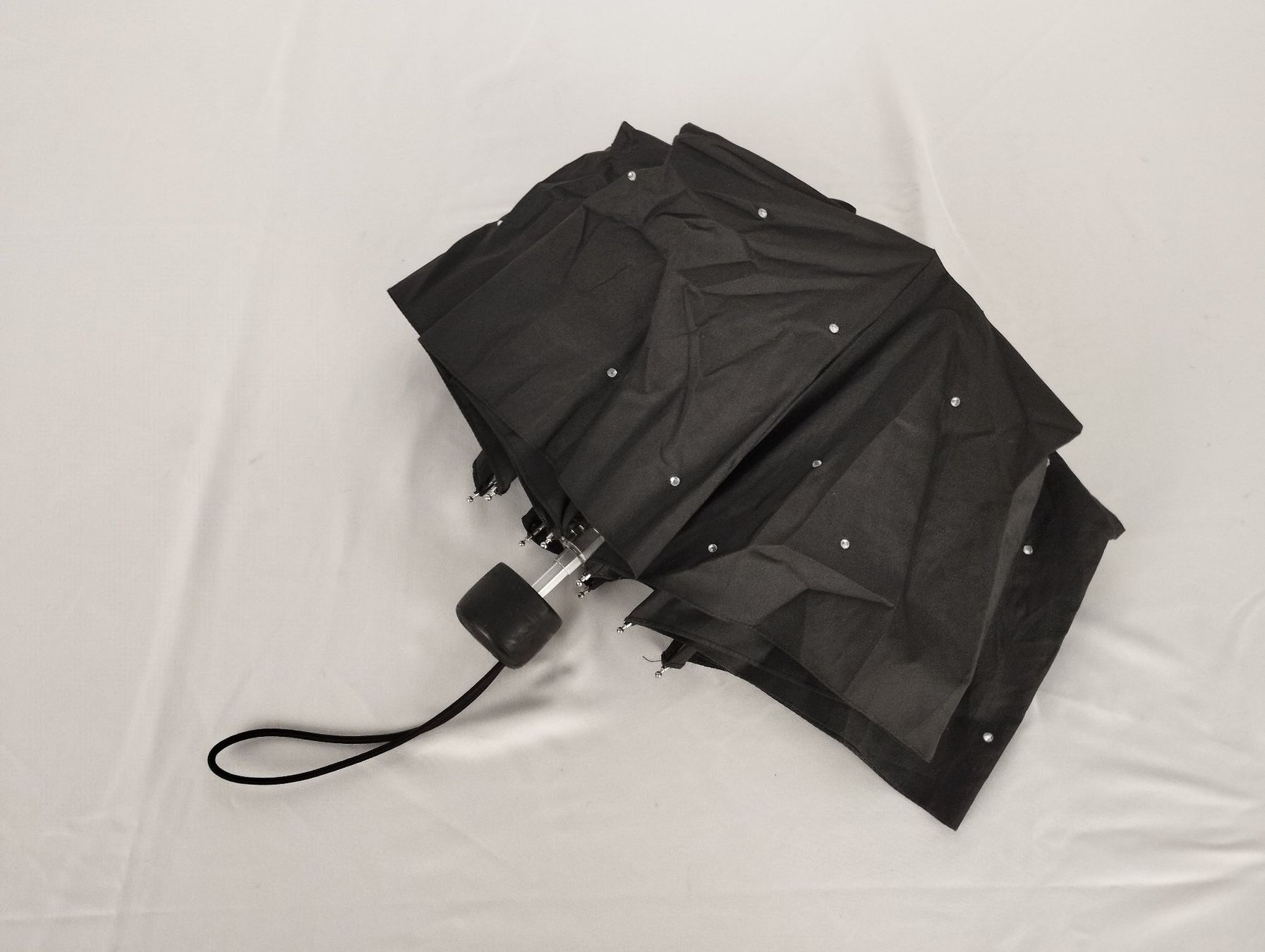 Ombrelli: ALBA MODA Regenschirm schwarz – Usato da Schübelbach venduto da Restwert_Schubelbach 3