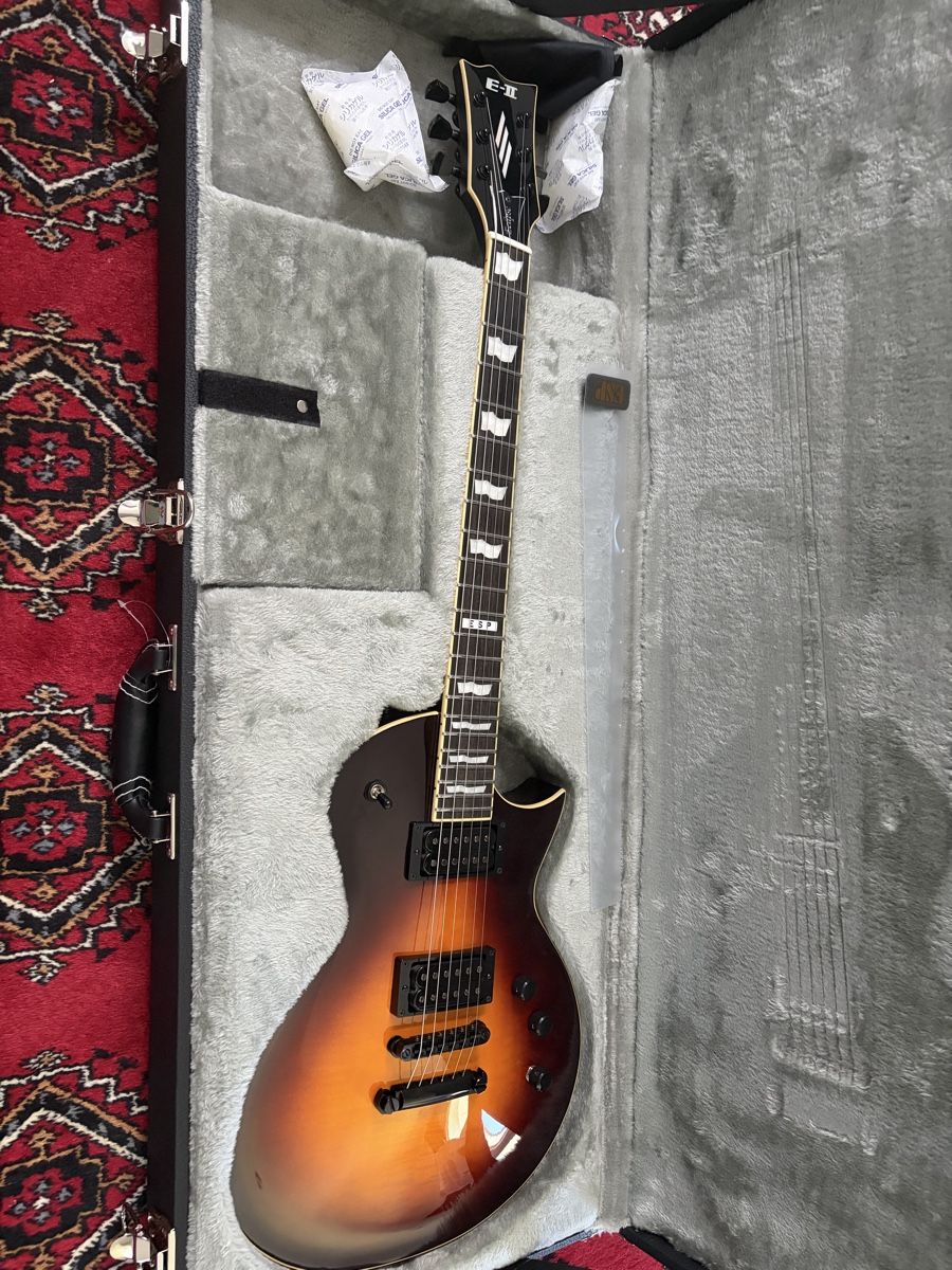 Esp Strumenti musicali: ESP Eclipse -II FT FM TSB mit fishman fluence wie neu – Nuovo (secondo la descrizione) da Belmont-sur-Lausanne venduto da alexander12 1