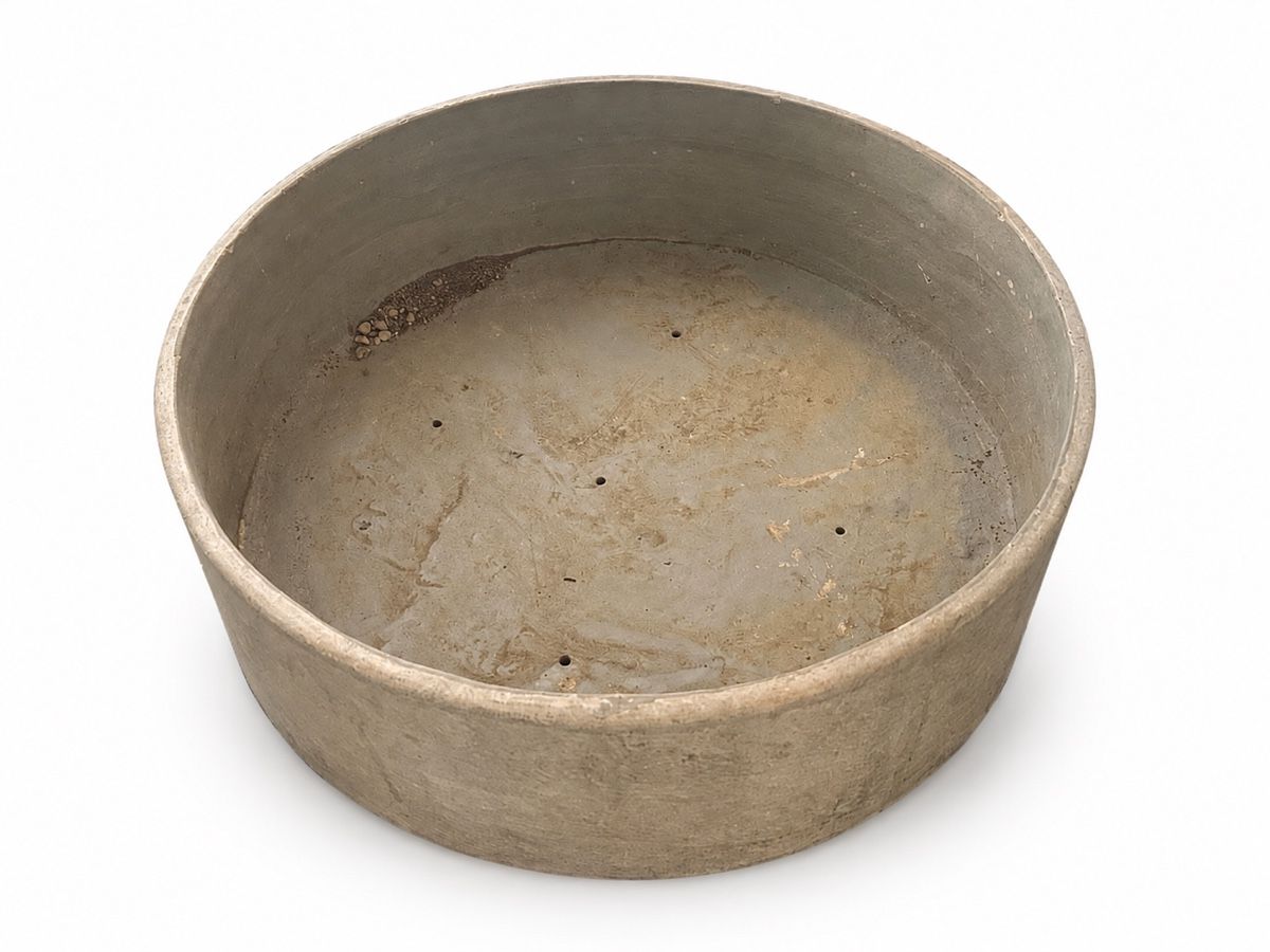 Eternit Pots de fleurs: Beton Topf rund ca. 75cm  Durchmesser gebraucht – D'occasion à Luzern par Emilie354 1