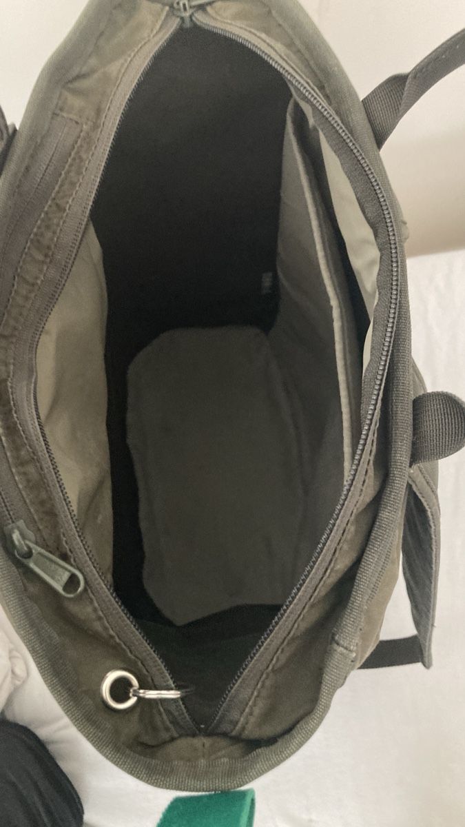 Fjällräven Zaini: FJÄLLRÄVEN Rucksack – Usato da Zürich venduto da benebiene 4