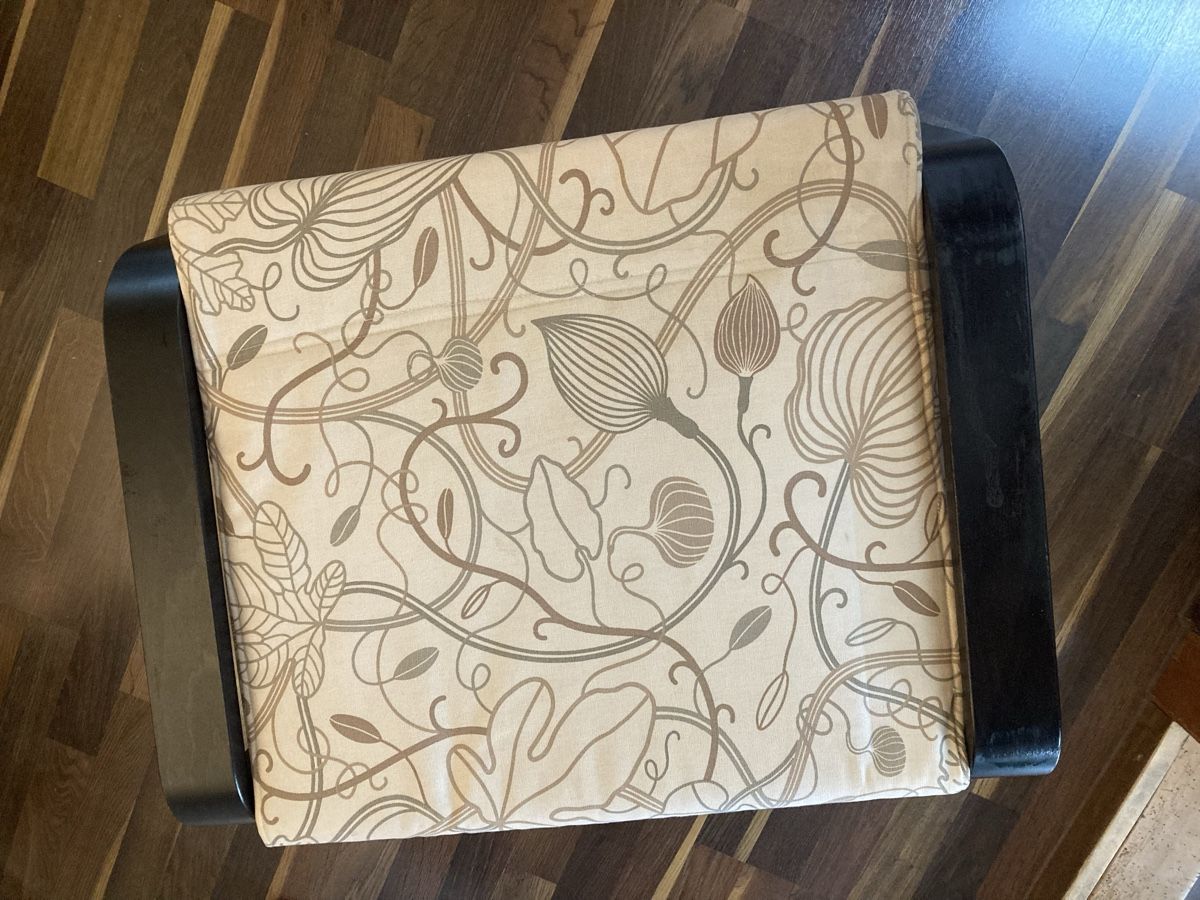 Ikea Hocker: Höcker 2Stück – Gebraucht aus Wallenwil von Clare1 1
