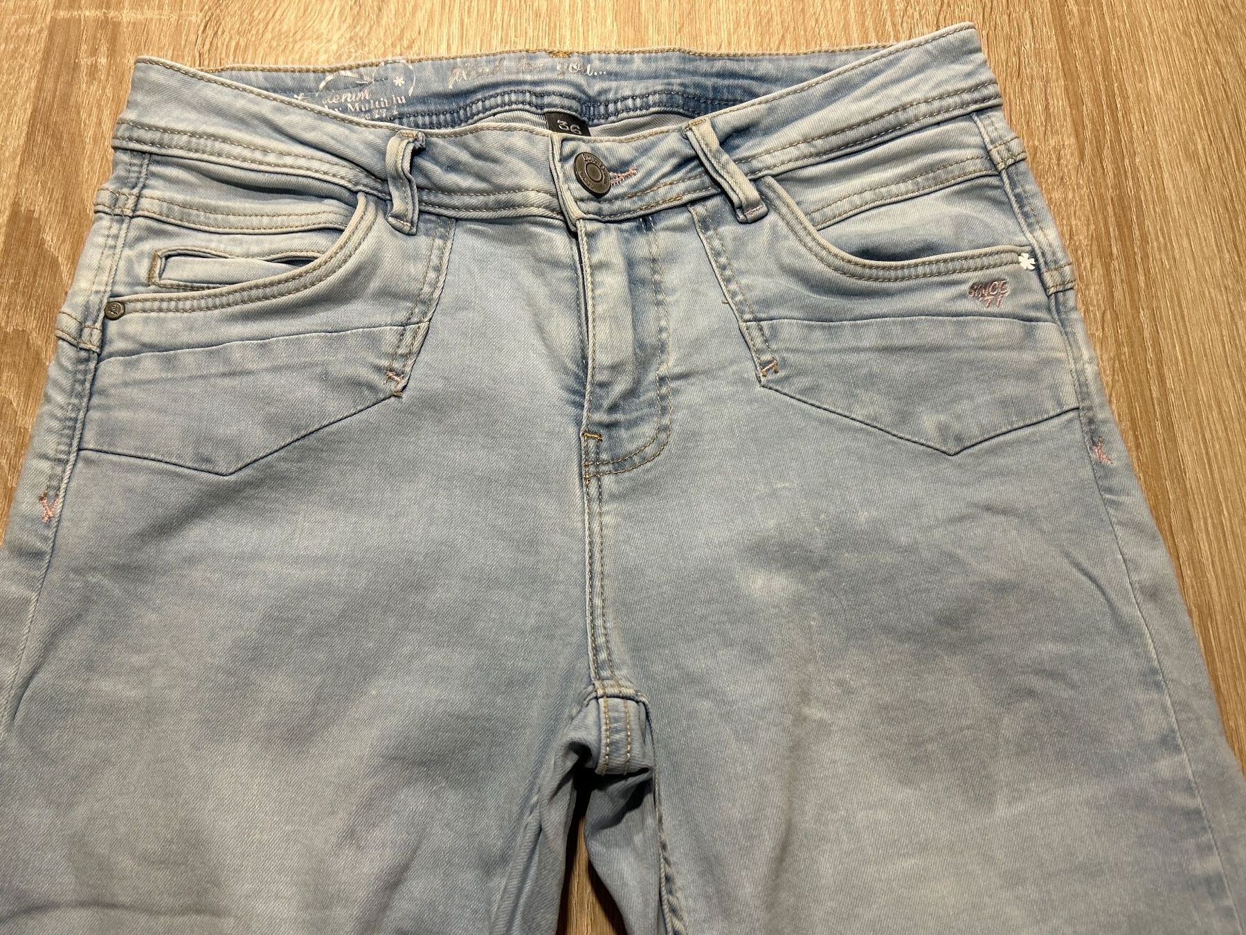 Jeans: Bermudas - Jeans von Malibu hellblau, Gr. 36 – Usato da Brunnen venduto da Nala2929 3