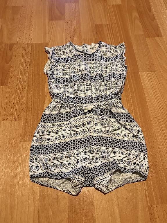 H&M Tute: H&M Jumpsuit 98 – Usato da Liestal venduto da sei_j5yn