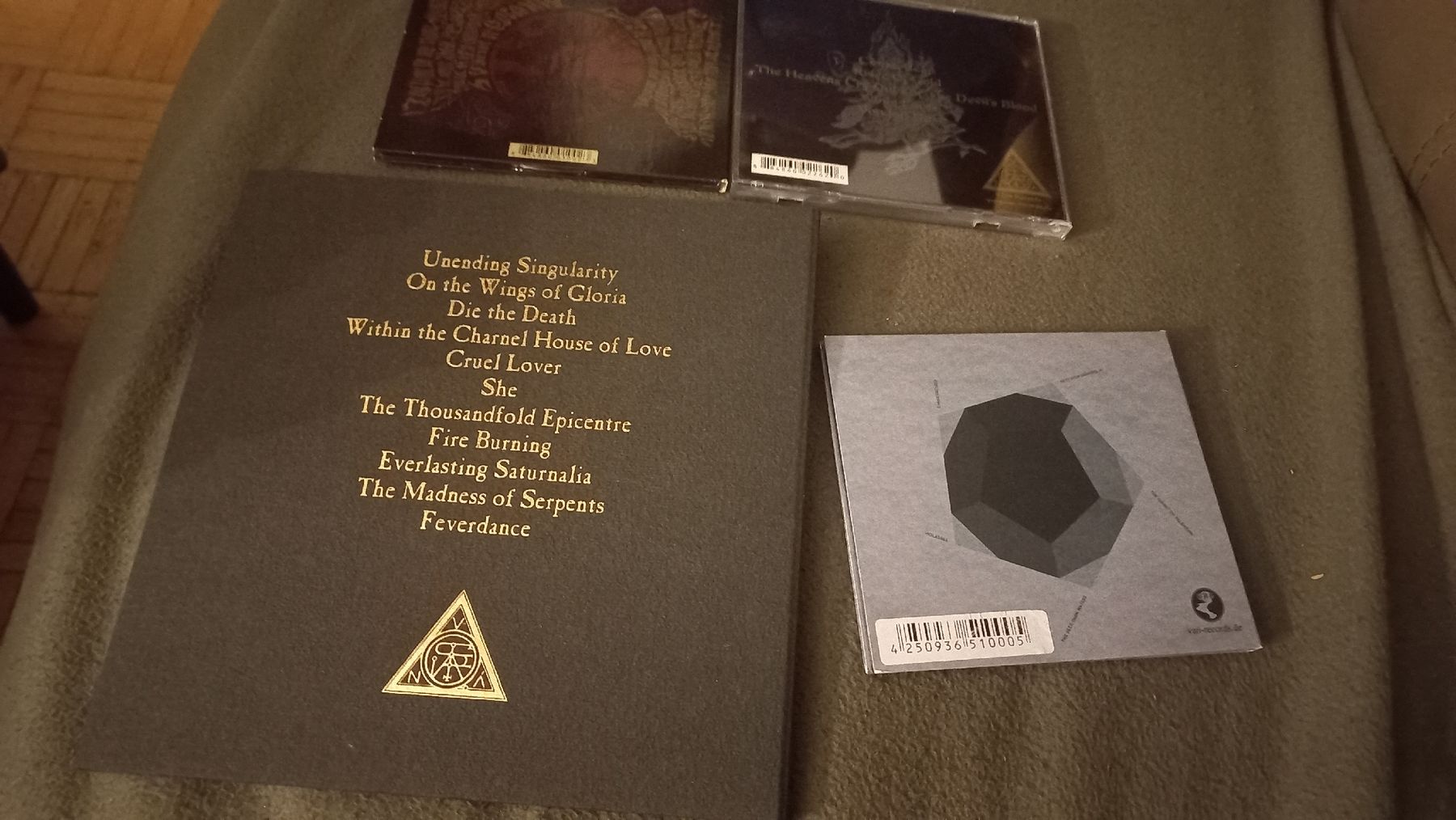 CD: The Devil's Blood CD Sammlung inkl Selim Cd Hard rock – Usato da Olten venduto da Donatello1984 1