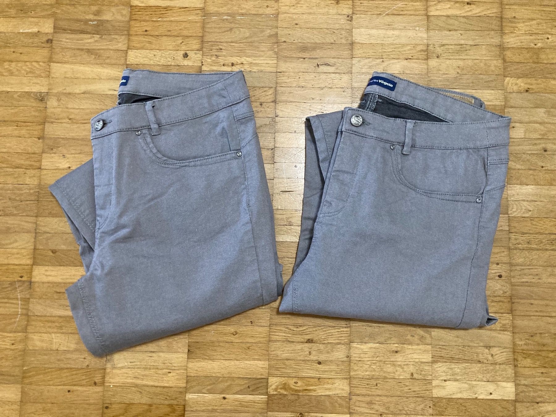 Jeans: 2x graue Jeans Gr. 44 – Usato da Thun venduto da Vans_98 3
