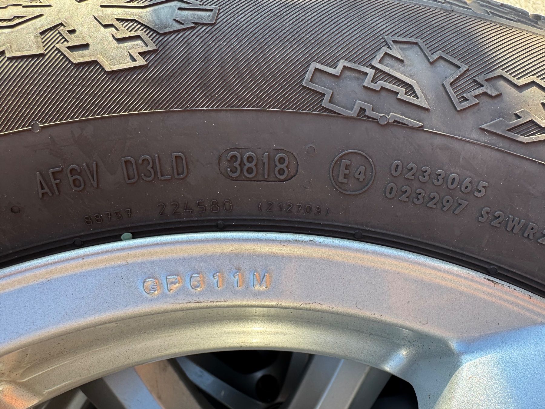 Gamaparts Pneumatici & Ruote complete: VW Tiguan Winter Kompletträder – Usato da Rotkreuz venduto da garage-wismer-ag 2