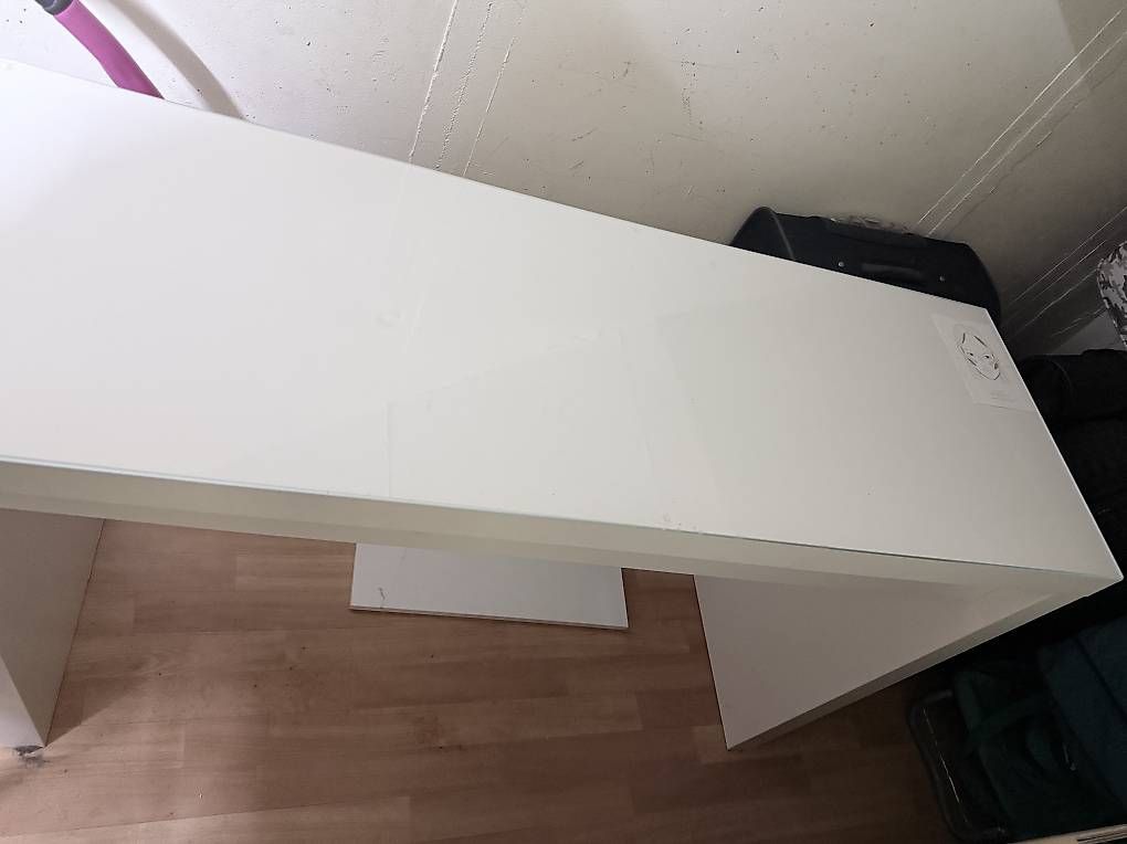 Tavoli da trucco: Schminktisch mit Glasplatte und Schublade – Usato da Langenthal venduto da AliceAmmann 2