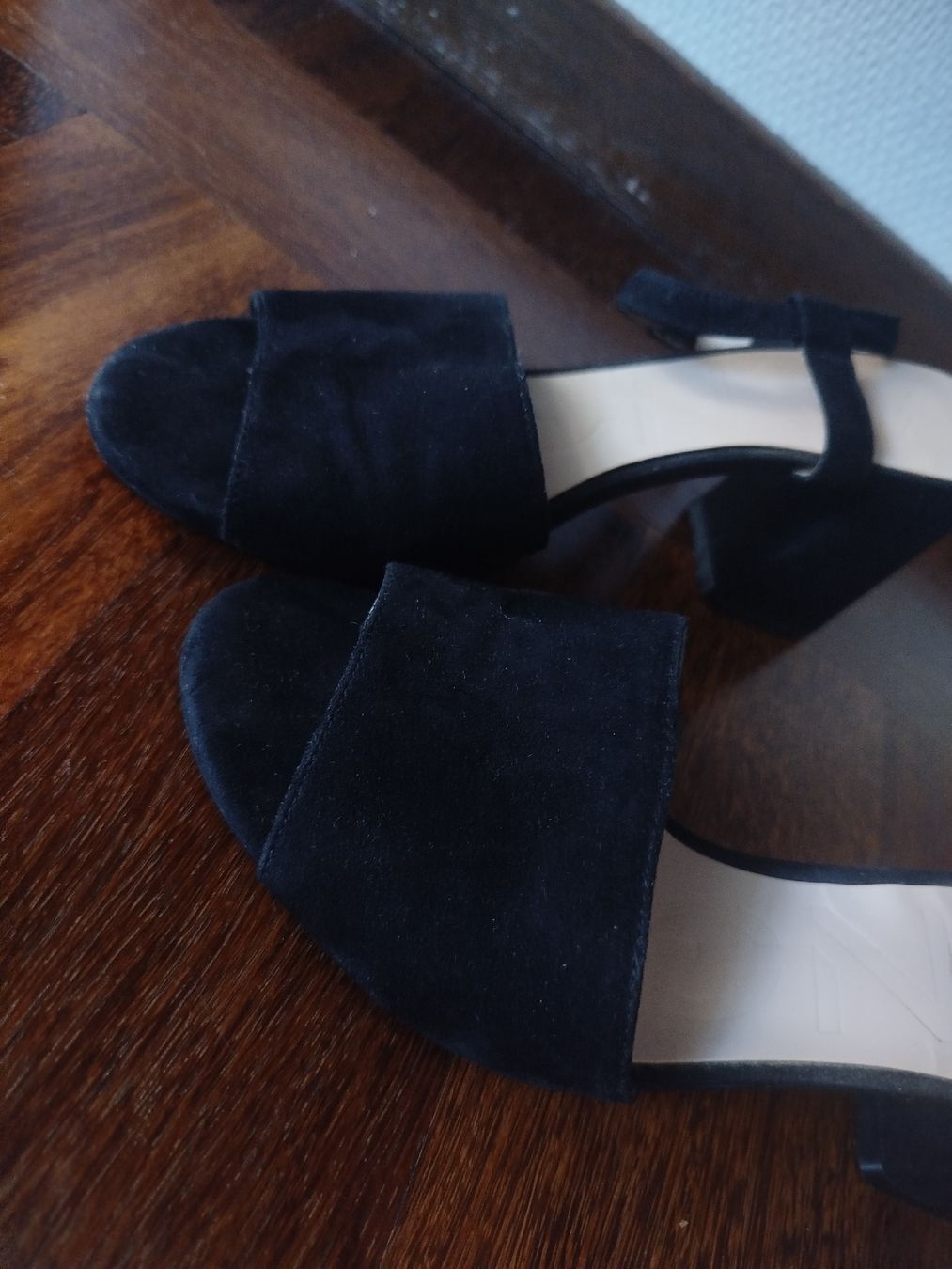 Mango Chaussures femmes: Riemensandalen mit mittlerer Absatzhöhe – D'occasion à St. Gallen par jbu_ns6v 3