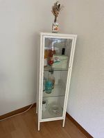 Schöne Glasvitrine zu verkaufen