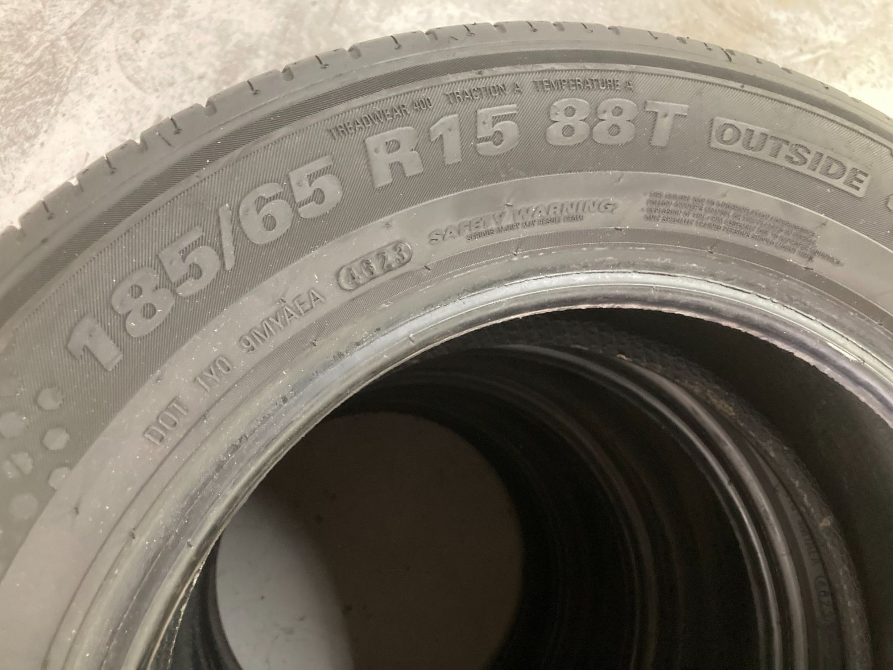 Pneus & Kompletträder: 185/65R15 Sommerpneu – Gebraucht aus Cham von WB2223 2
