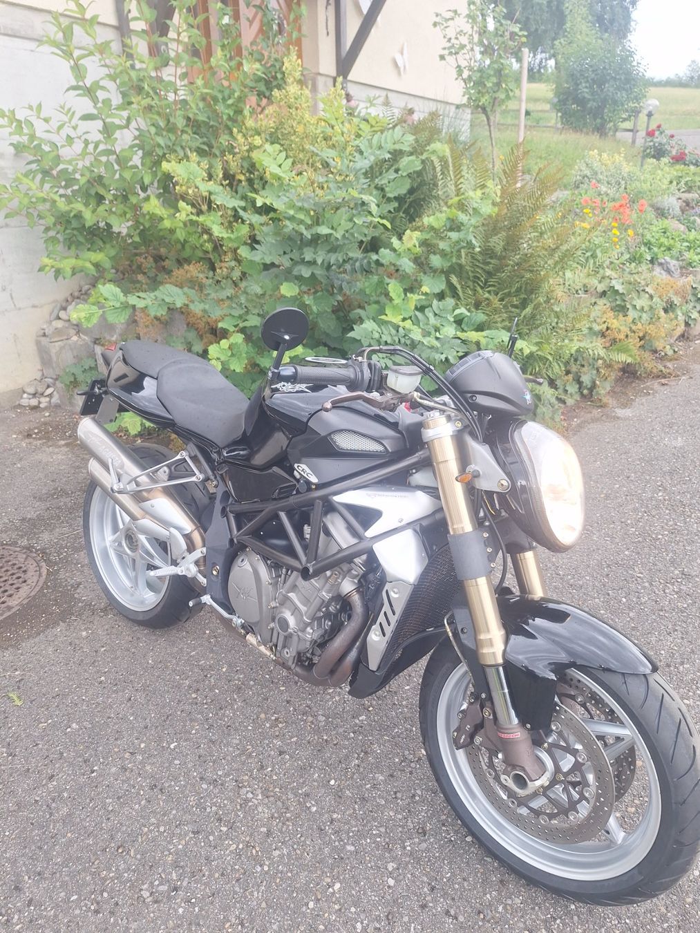 MV Agusta Strada: MV Agusta B4 Brutale 910 – Usato da Stehrenberg venduto da Henk275