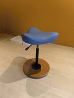 Hocker höhenverstellbar