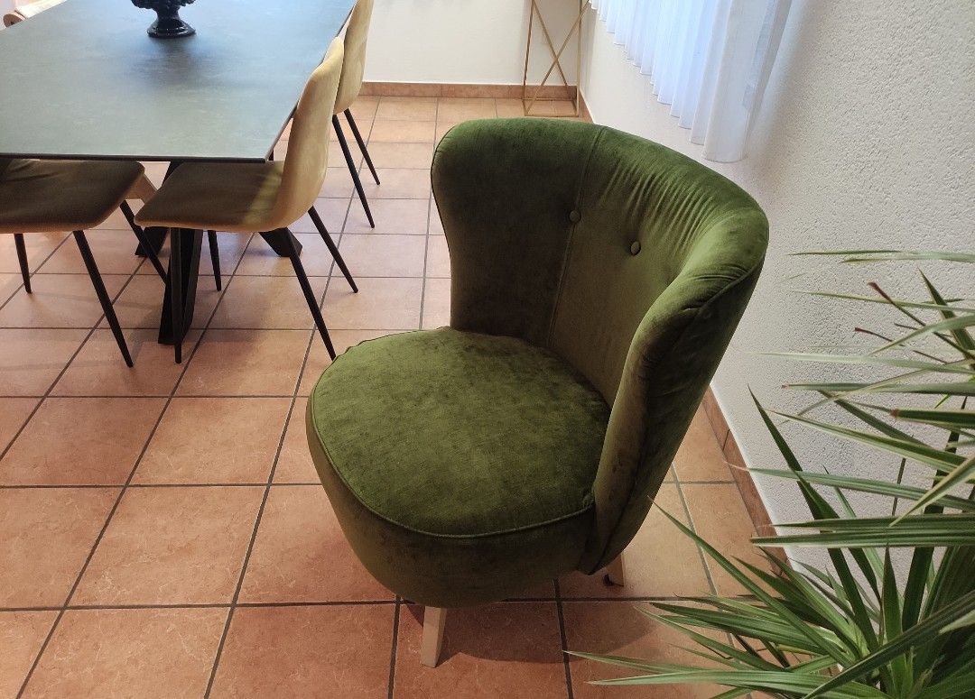 Poltrone: poltrona 84x78 – Usato da Vairano venduto da mir_rtt2 1