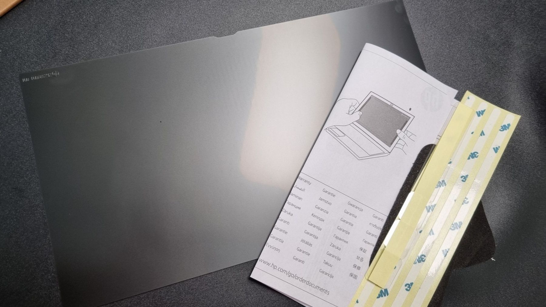 Ritocchi & pellicole di protezione: HP Display Privacy Filter, Blickschutzfilter, 14", 16:9 – Usato da Weinfelden venduto da Vh54 1