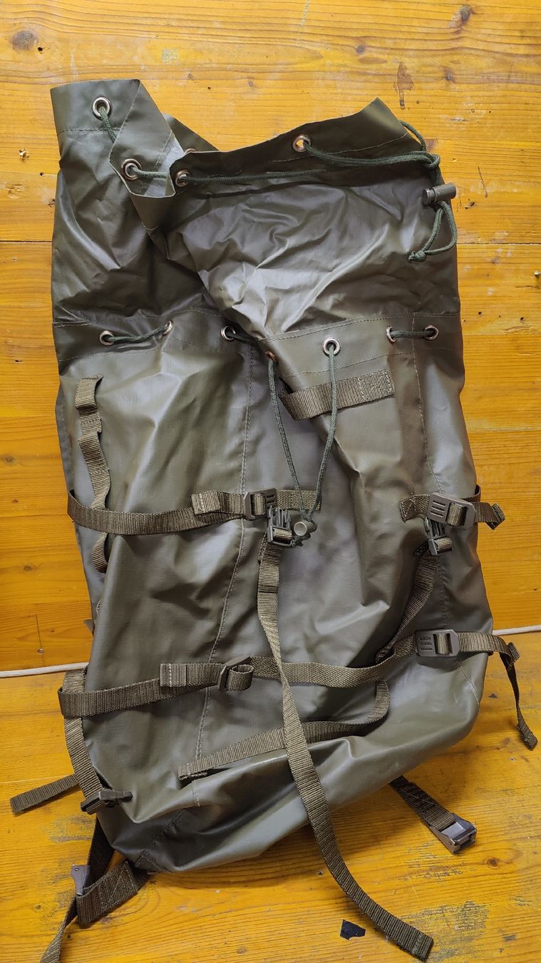 Schweizer Armee Zaini: Schweizer Armee Rucksack wasserfest (L1) – Usato da Neuenhof venduto da bro_9zsg 3