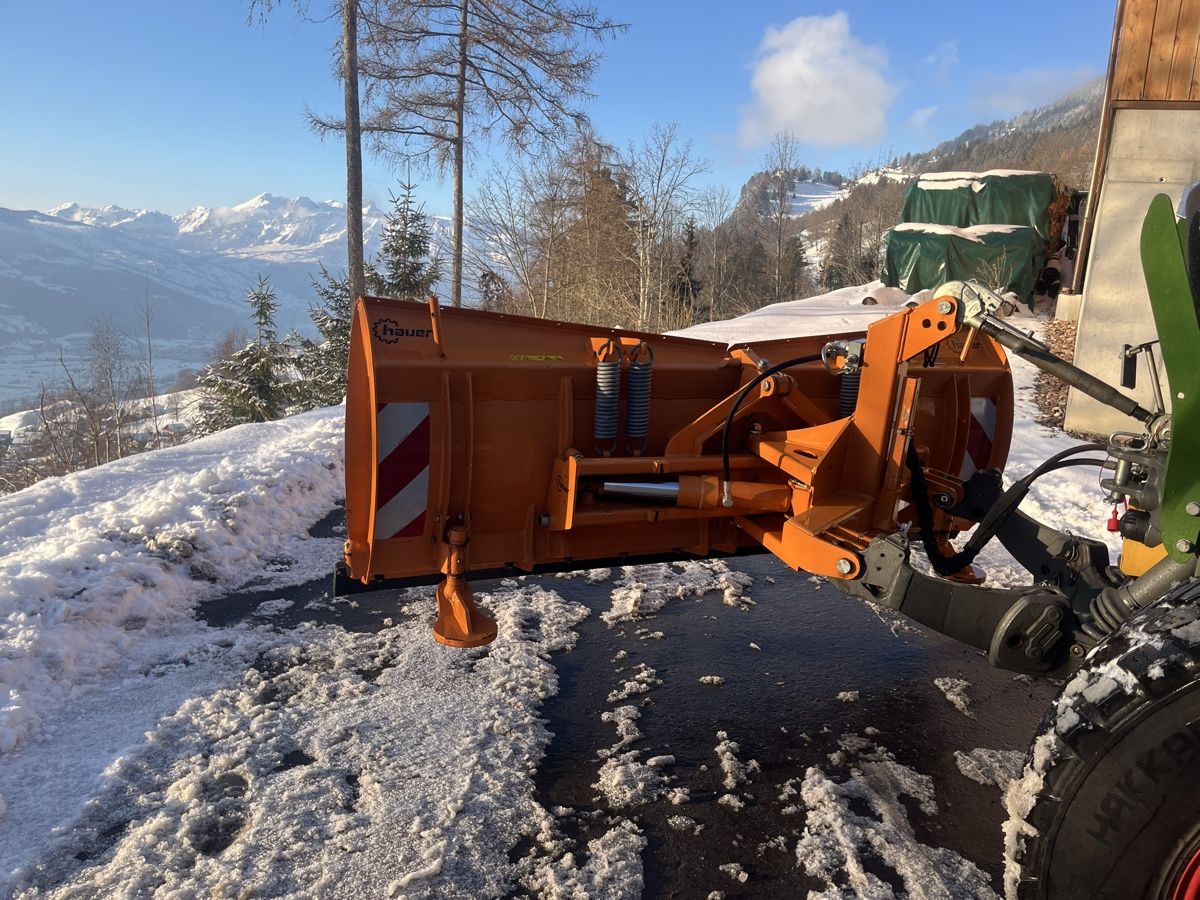 Sgombero neve: Schneepflug Hauer 2.4m  – Usato da Triesenberg venduto da beck09 2