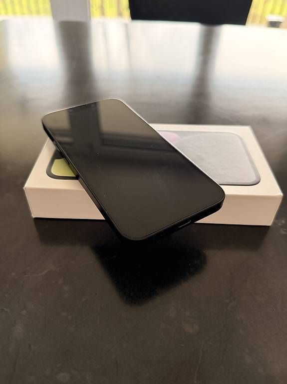 Handys / Smartphones: iPhone 14 - Mitternacht - 256 GB - OVP – Gebraucht aus Neuwilen von ann_hmw9 3