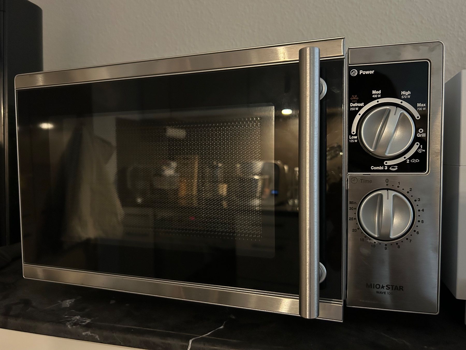 Mio Star Elettrodomestici da cucina: MioStar Wave 100 Mikrowelle – Usato da Hölstein venduto da Tamisluna21
