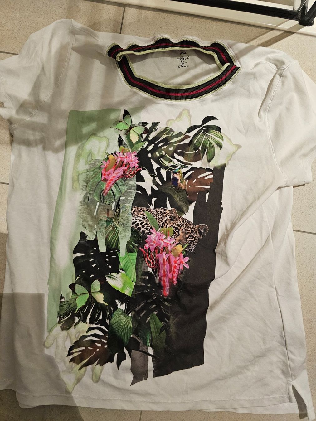 Marc Cain T-shirt: Marc Cain T-Shirt Nr. 5 – Nuovo (secondo la descrizione) da Berg TG venduto da lisboa.sky